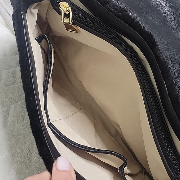 International Concepts INC Elegant Black Faux Fur Chain Shoulder Bag - Picture 7 of 7